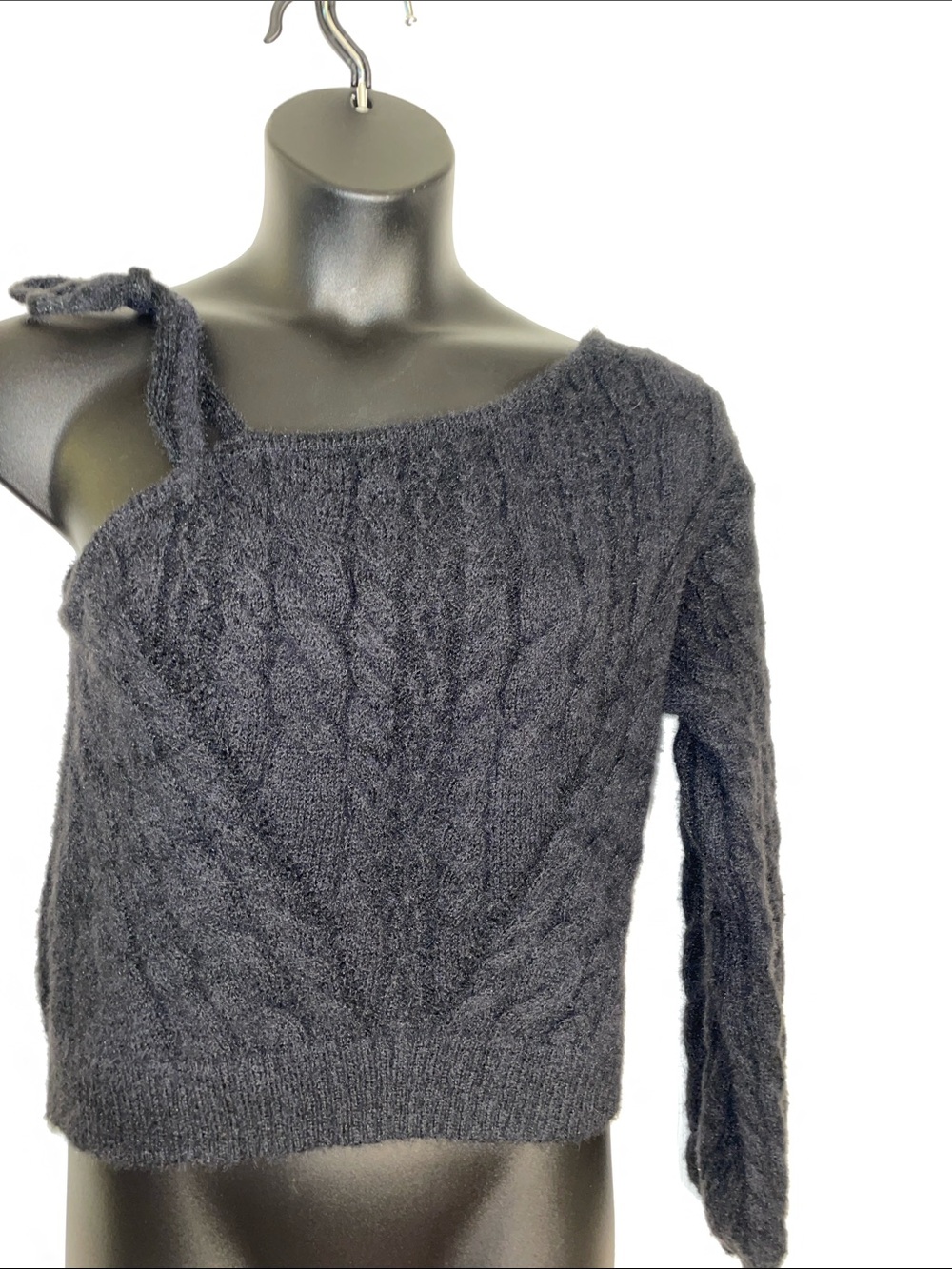 Tie Shoulder Black Acrylic Cabled V-formFluffy Sweater neckline asymmetrical XL